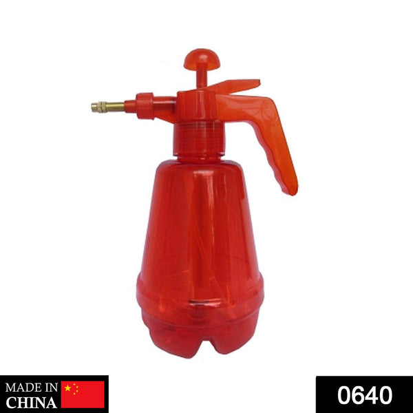 1.5 liter manual sprayer bottle for gardening.