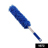 Flexible microfiber cleaning duster