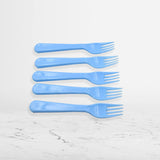 Reusable plastic forks for parties and kitchen, 5 pieces, durable.