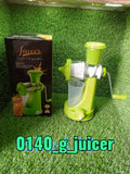 Manual juicer for quick juice extraction